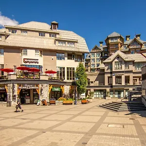 公寓式酒店 Village Centre By Latour And, 惠斯勒