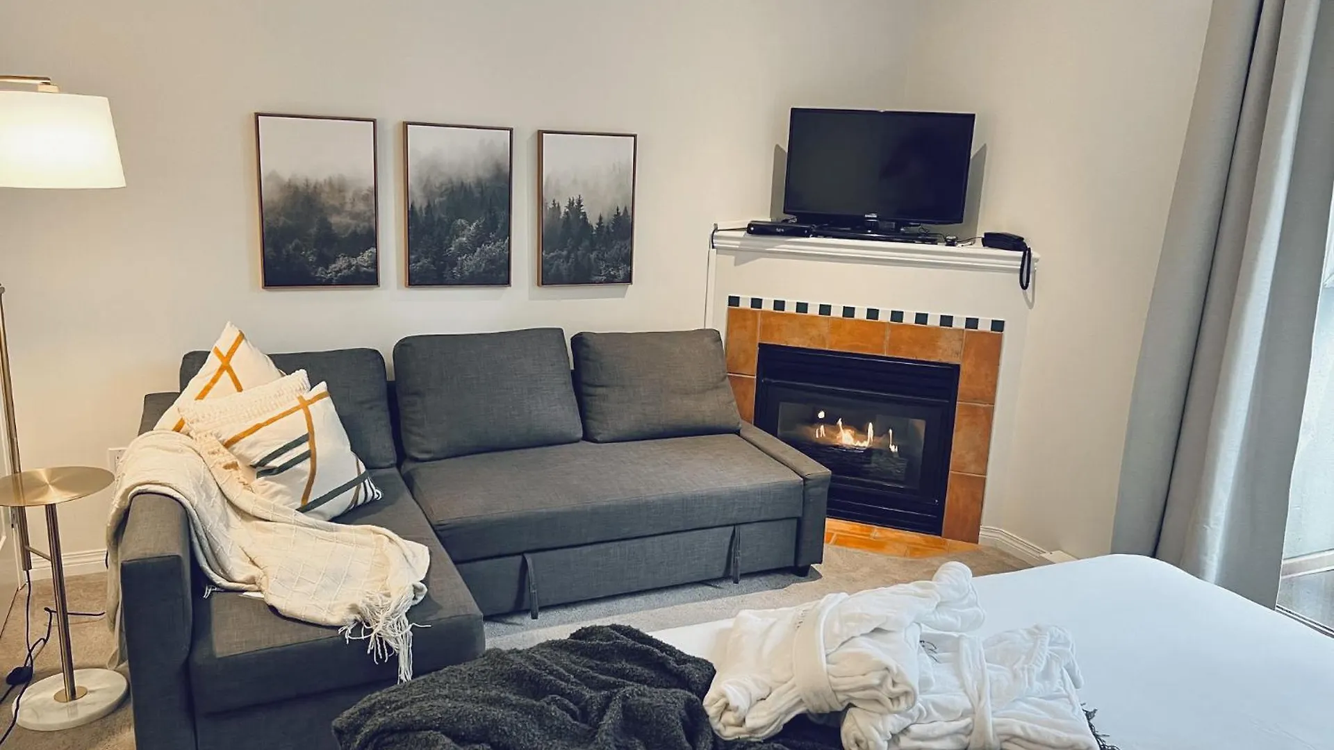 Apartamento Alpenglow Lodge By Elevate Vacations Whistler Canadá